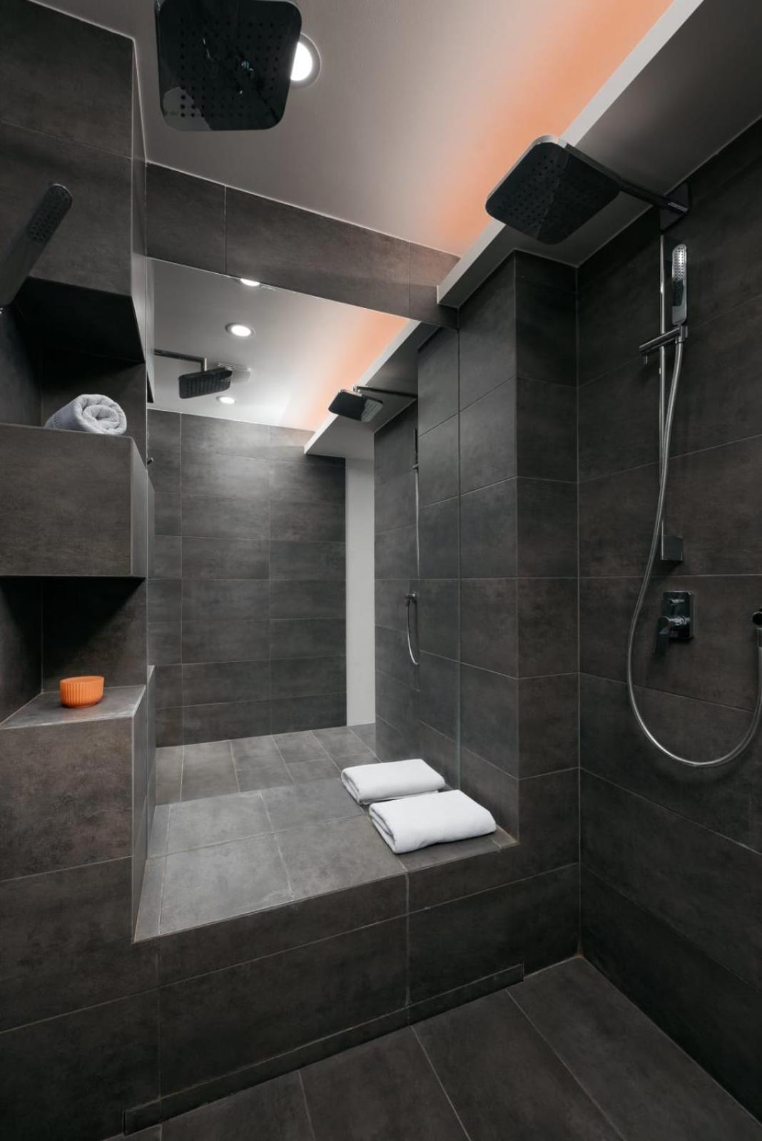 Dot 3 Bdr Apartment With Tyn Cathedral View & Ac Prague Luaran gambar