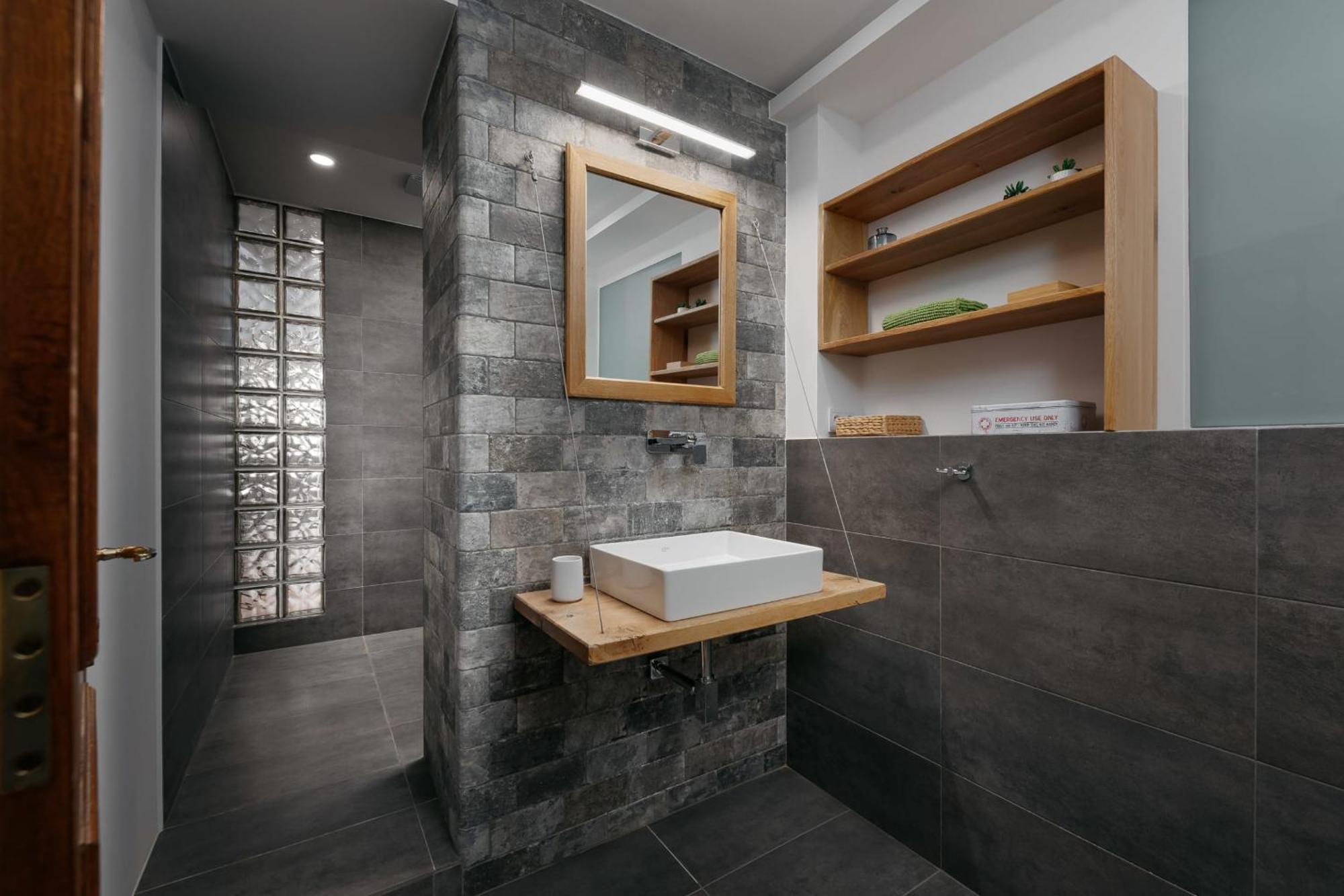 Dot 3 Bdr Apartment With Tyn Cathedral View & Ac Prague Luaran gambar